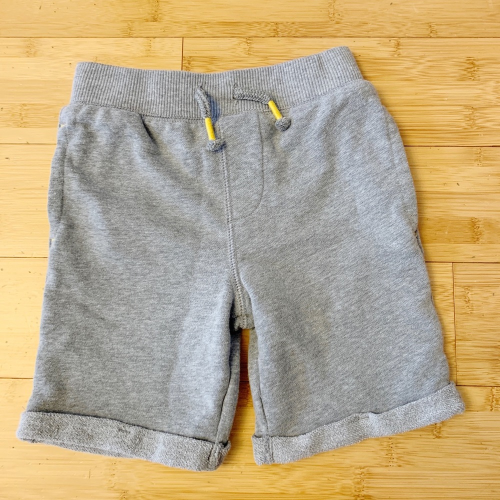 Toddler boy shorts size 4T